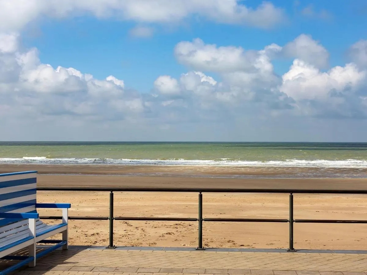 Apartment With Nice Terrace And Views Middelkerke